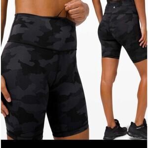 Lululemon Fast Free HR Short 10” Size 4 LW7BD1S Incognito Camo